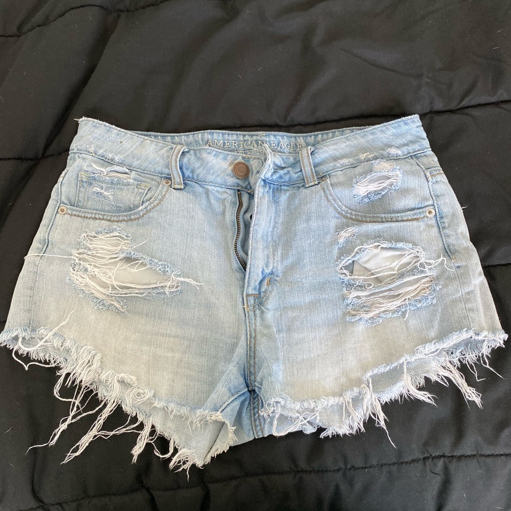 American Eagle festival high rise shorts
